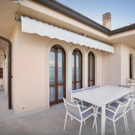 Apartment Frader Otto With Lake View Torri Del Benaco Luaran gambar