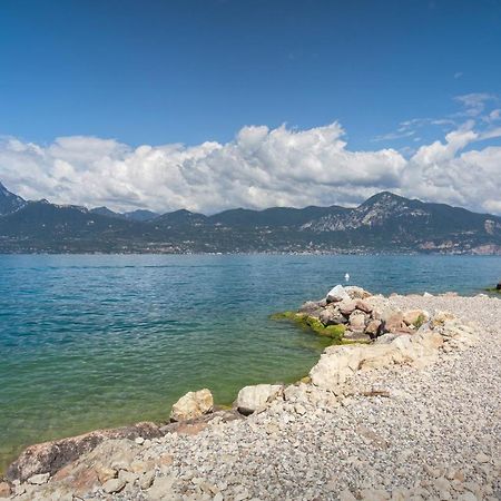 Apartment Frader Otto With Lake View Torri Del Benaco Luaran gambar